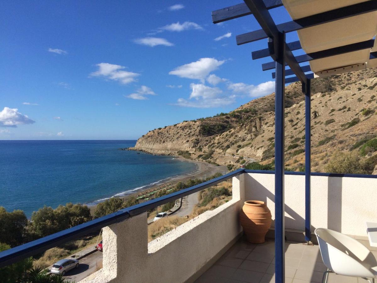 Big Blue Apartments Myrtos  Exterior photo