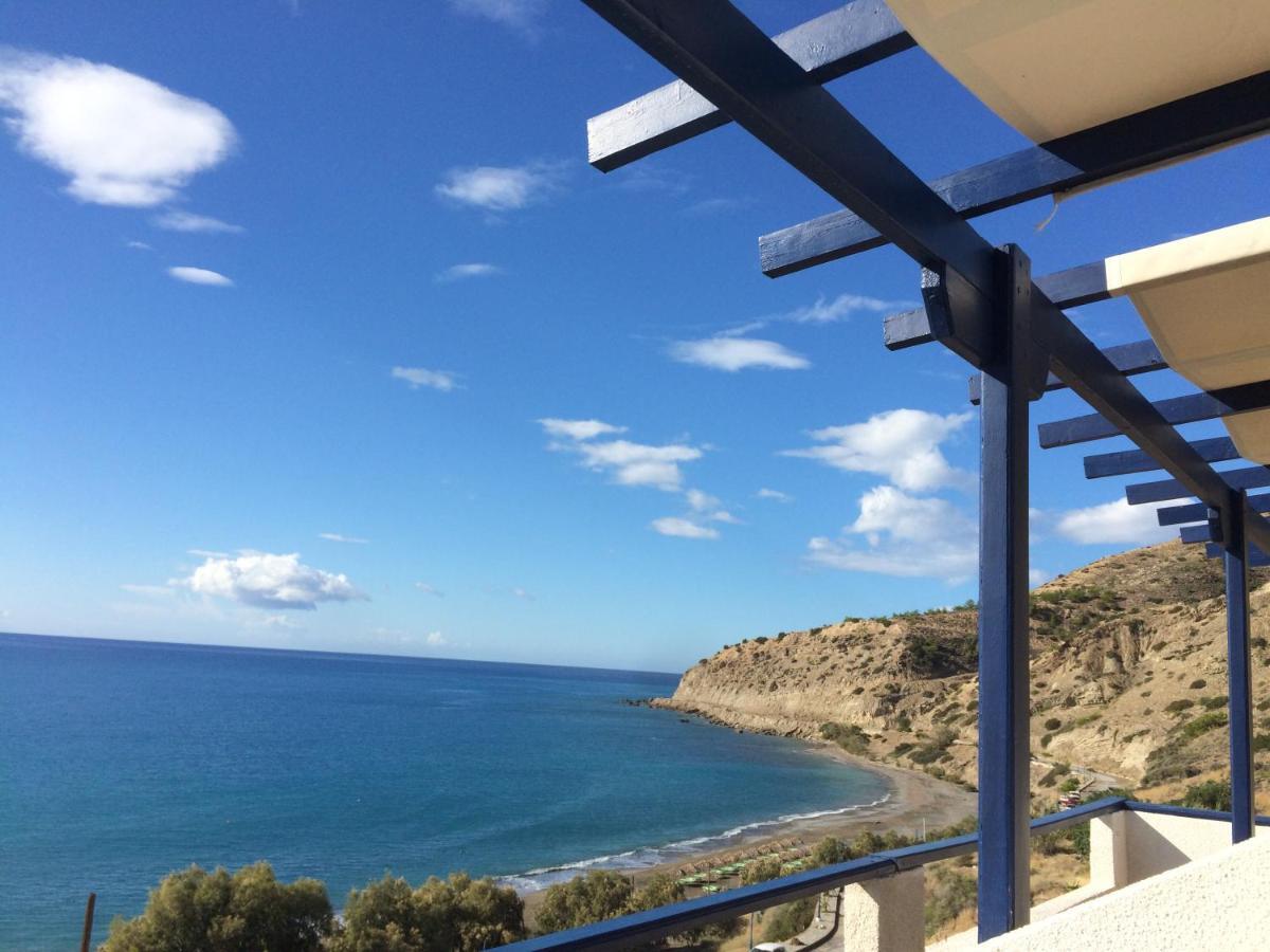 Big Blue Apartments Myrtos  Exterior photo